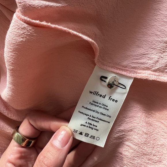 Wilfred free flowy pink crop top - Picture 11 of 11